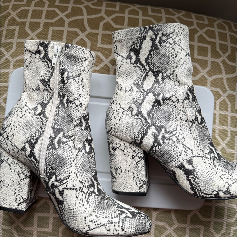 Steve Madden Black and White Snakeskin Ankle Booties
